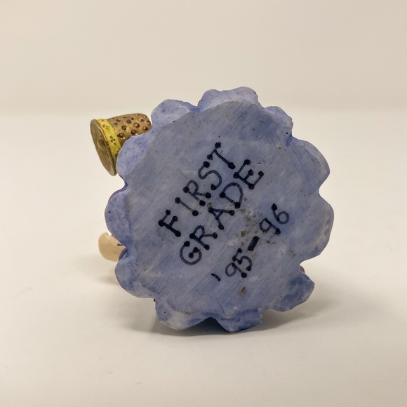 [Vintage] Enesco Cute As A Button Teacher Statue - Picture 5 of 6